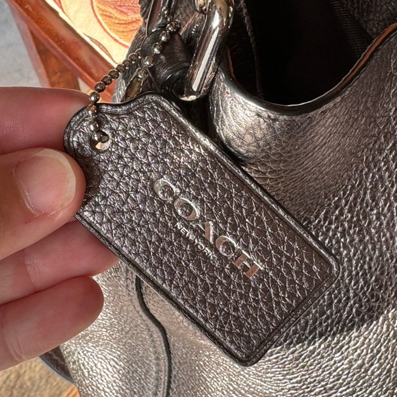 Coach handbag and matching wallet!! 🤩 - Picture 7 of 10